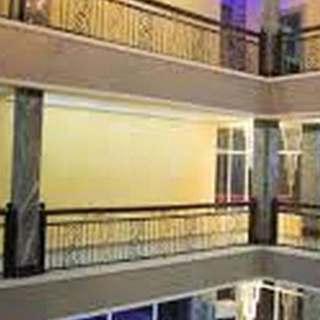 Room In Lodge - Hampton Towers Spa أسابا المظهر الخارجي الصورة